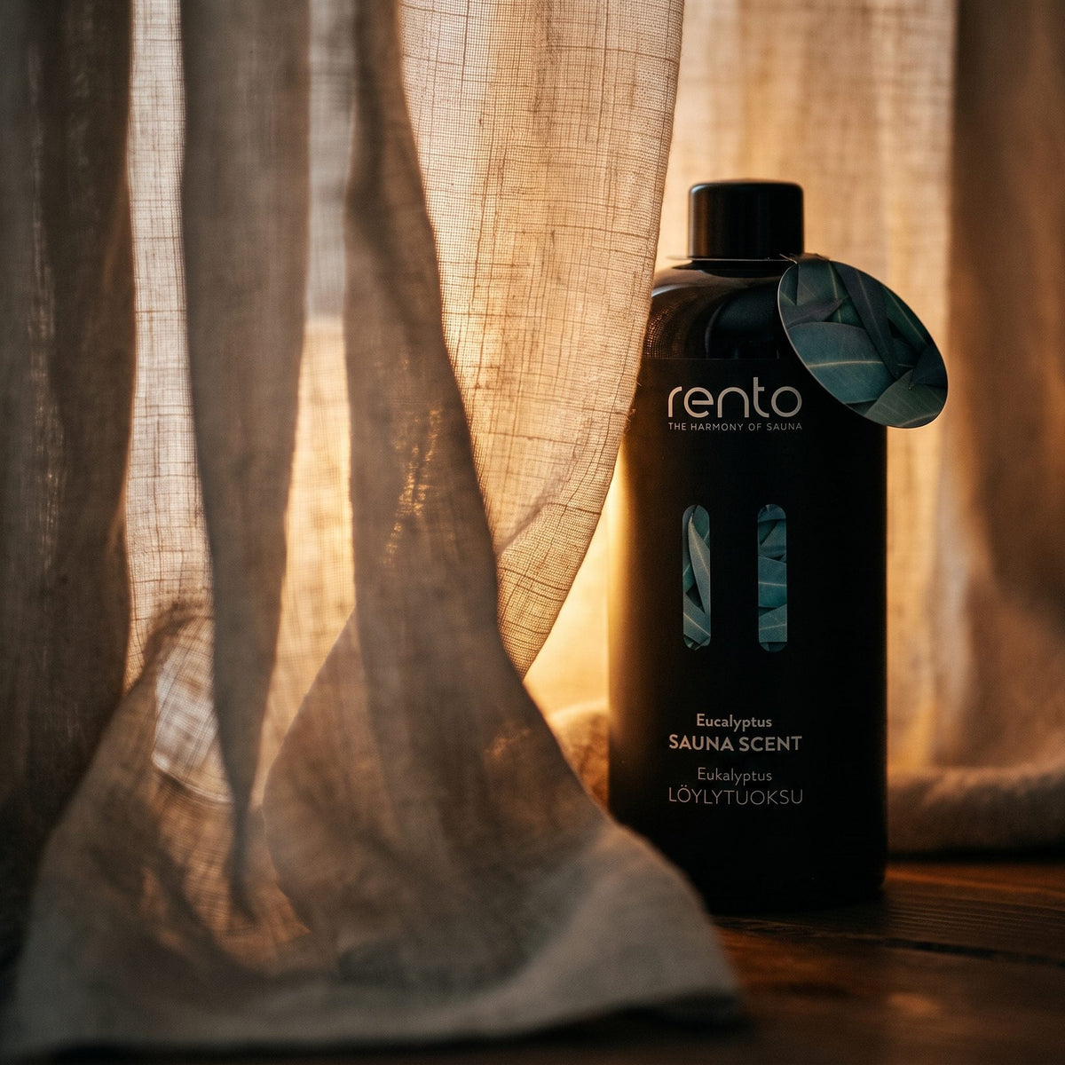 Rento Eucalyptus Sauna Scent 400ml - lifestyle behind linen curtain