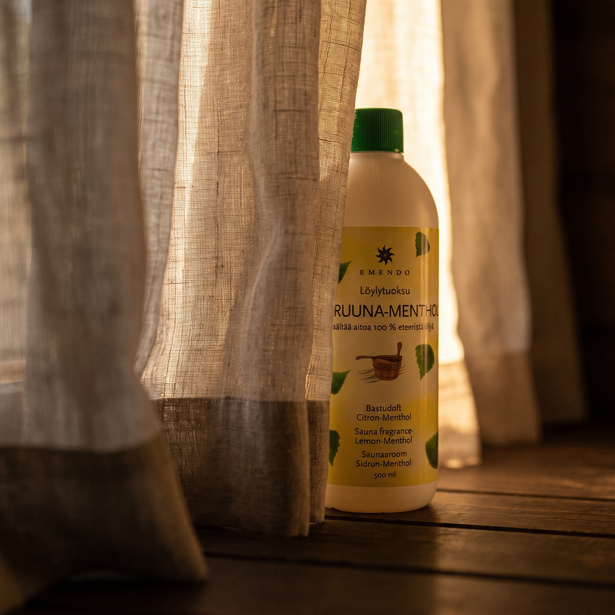 Emendo Lemon & Menthol Sauna Scent (500ml) - lifestyle behind linen curtain