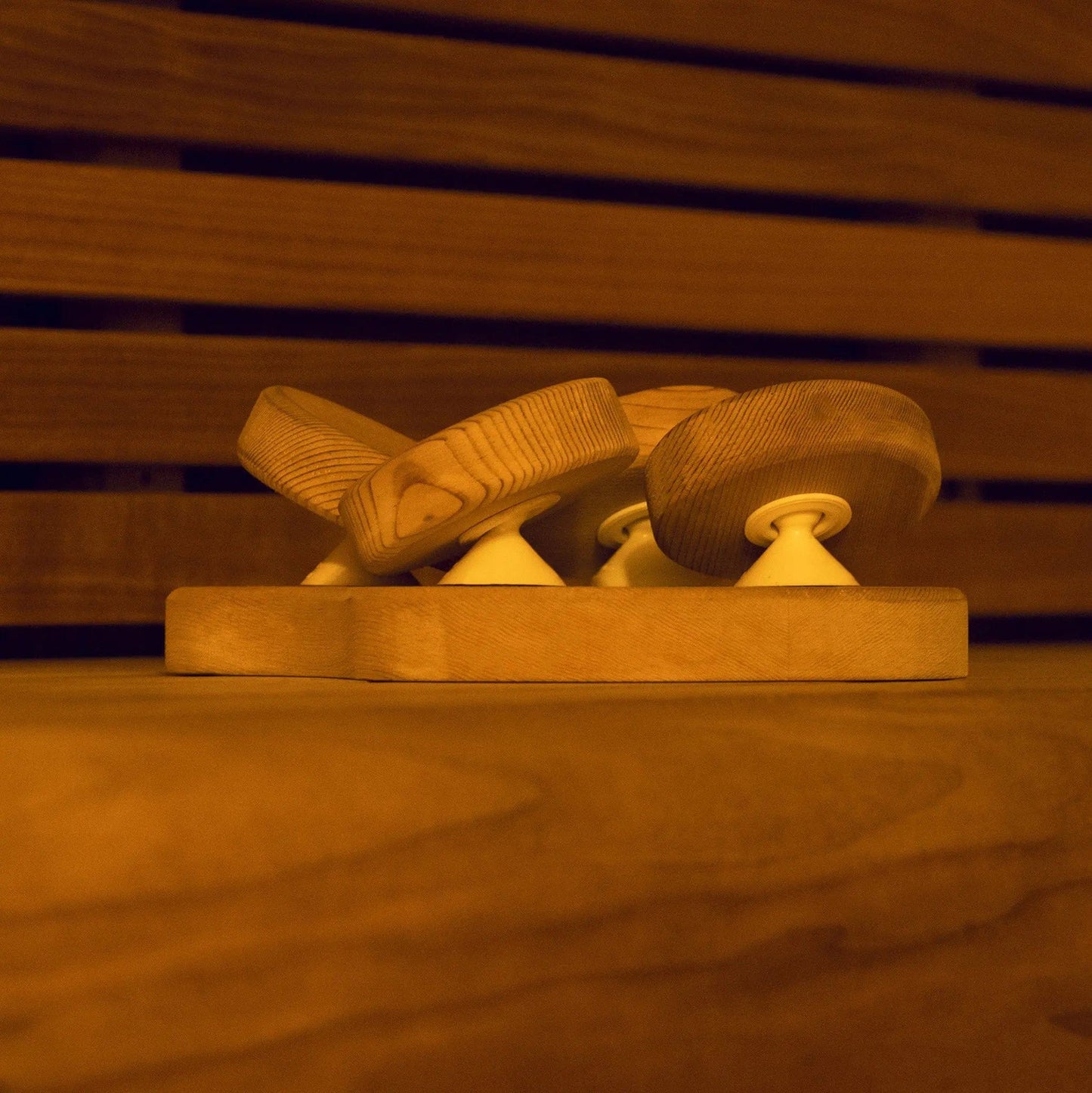 HaLu Red Cedar Round Wooden Sauna Headrest/Pillow