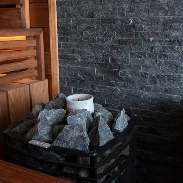 Stone and tiles in the sauna - Finnmark Sauna