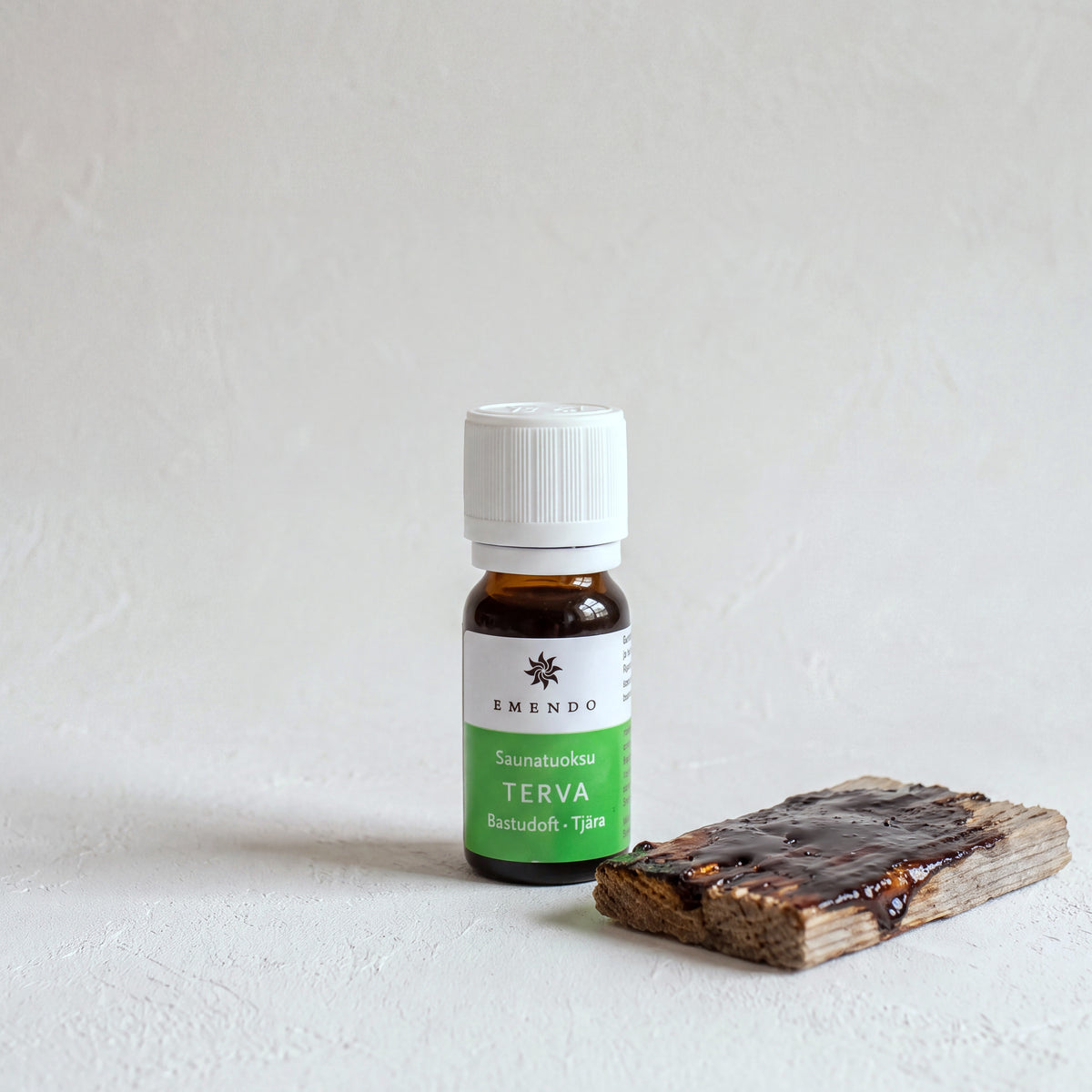 Emendo Tar Sauna Scent (10ml) with tar-coated pine