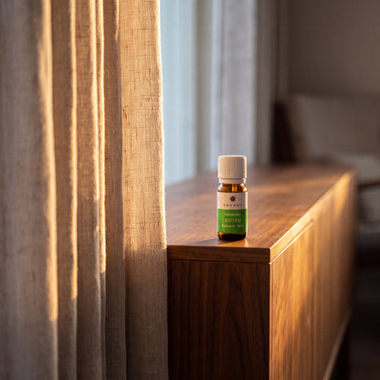Emendo Birch Sauna Scent (10ml) - lifestyle by linen curtain