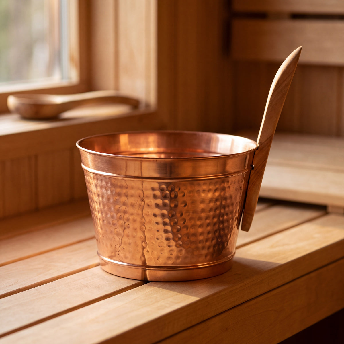 Copper Sauna Bucket 4L - in the sauna