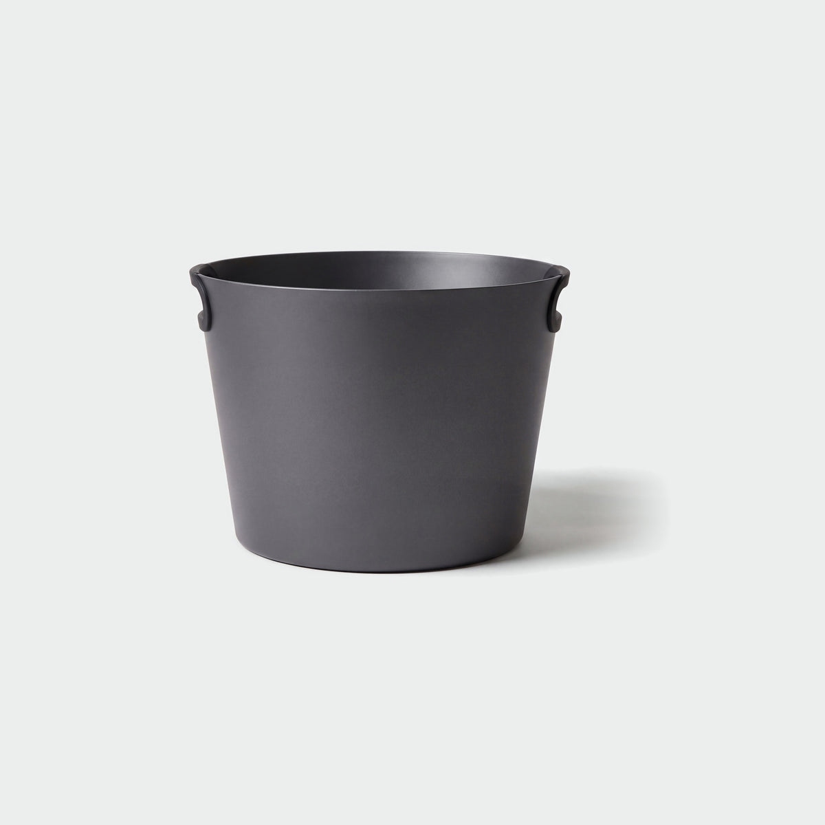 Rento 16 Litre Anodised Aluminium Large Sauna Bucket Dark Grey - hero