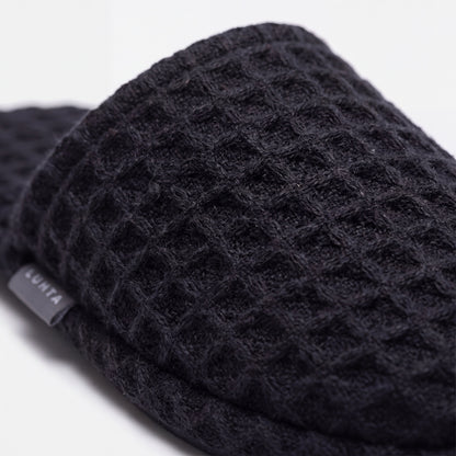 Luhta Pellava Sauna Slippers Black - linen waffle texture