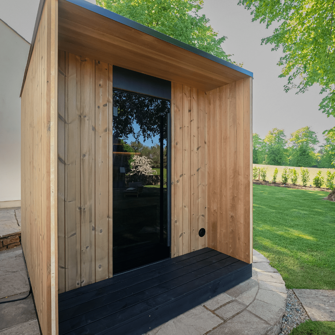 Finnmark IGNIS® Outdoor Sauna (3 - 4 Person) Modular Outdoor Sauna | Finnmark Sauna