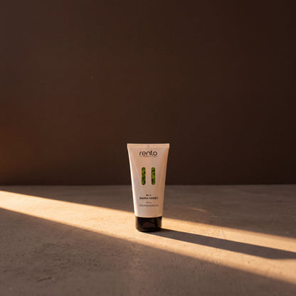 Rento Birch Scented Exfoliating Sauna Honey - lifestyle in sunlight