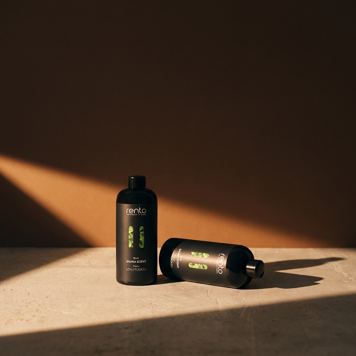 Rento Birch Sauna Scent 400ml - lifestyle in sunlight