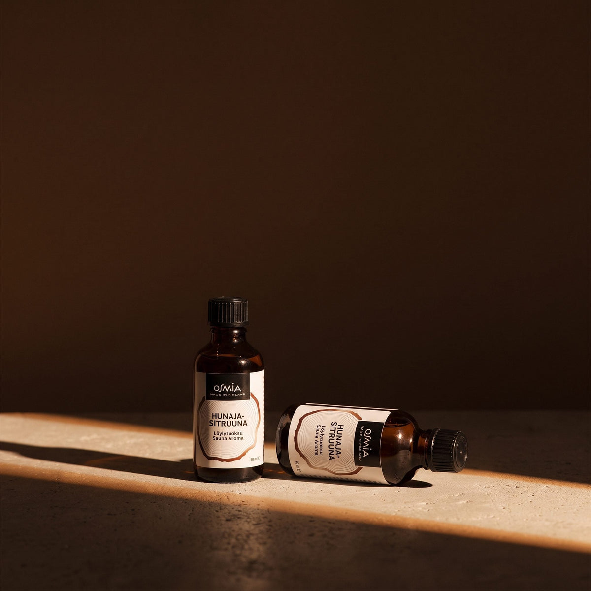 Honey Lemon Sauna Aroma by Osmia (50ml) - lifestyle in sunlight