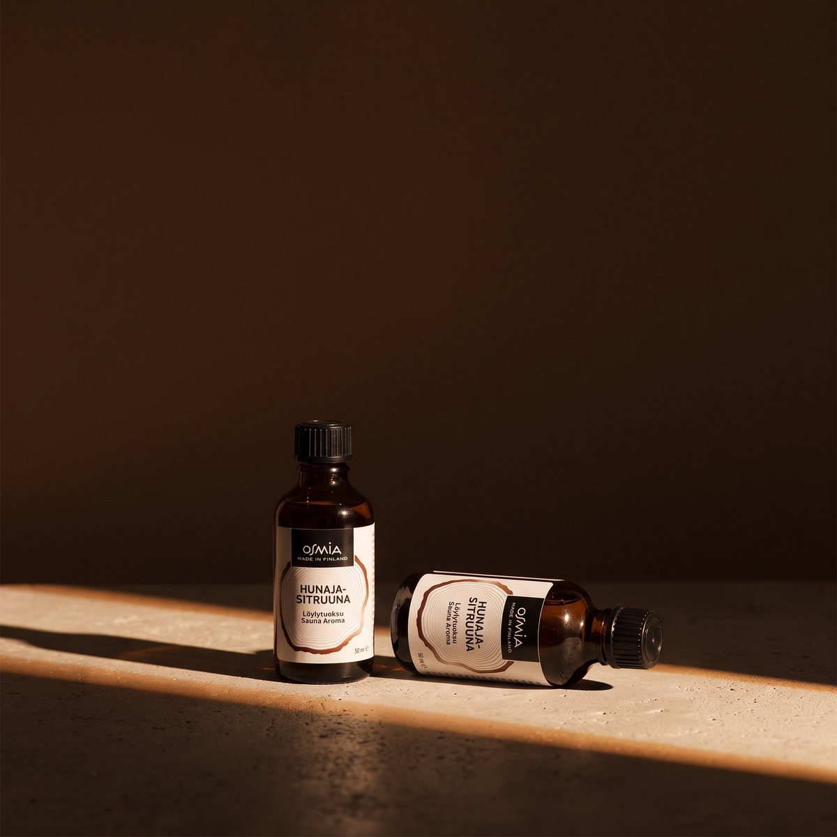 Honey Lemon Sauna Aroma by Osmia (50ml) - lifestyle in sunlight