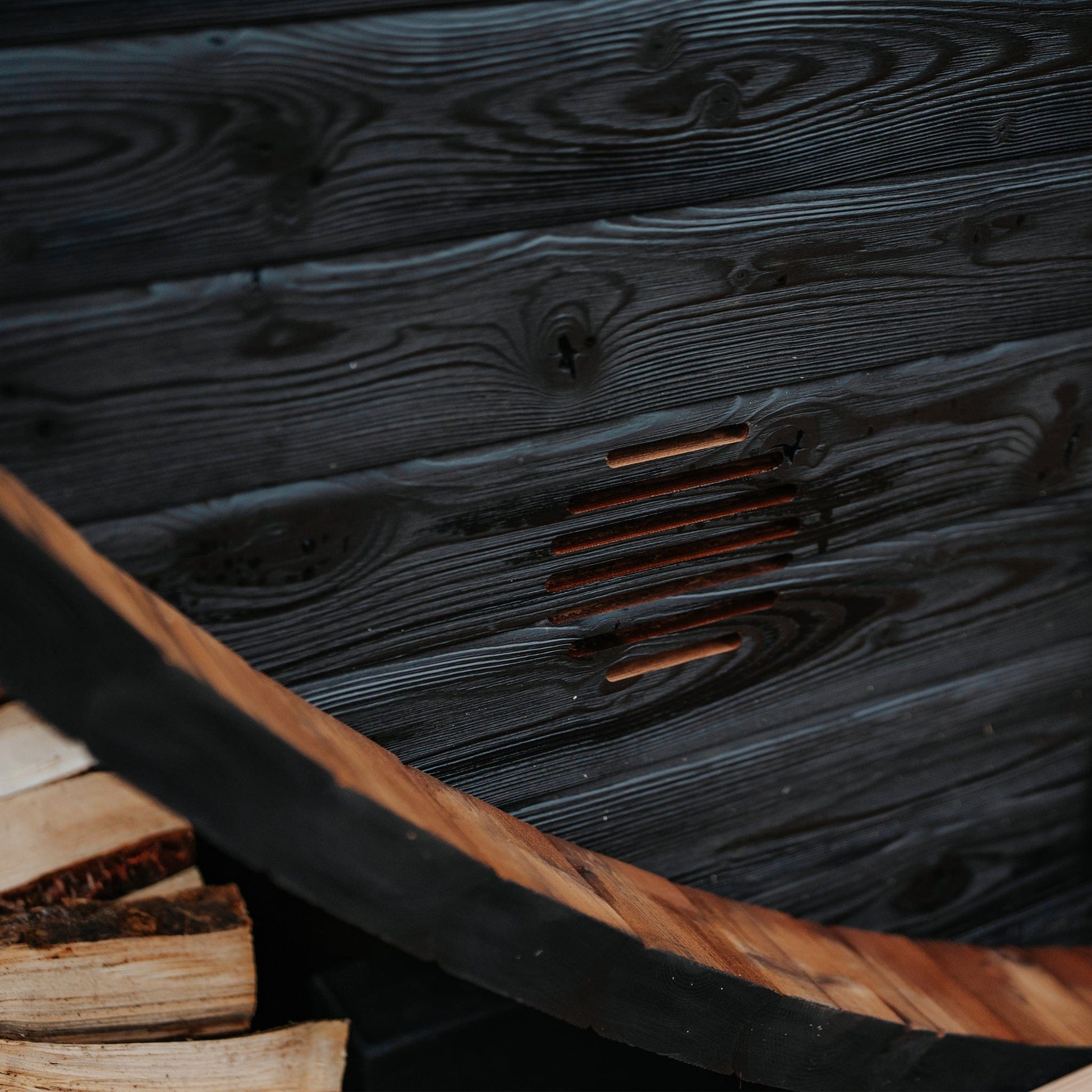 Large Wood Barrel Sauna (6-8 Person) in Black