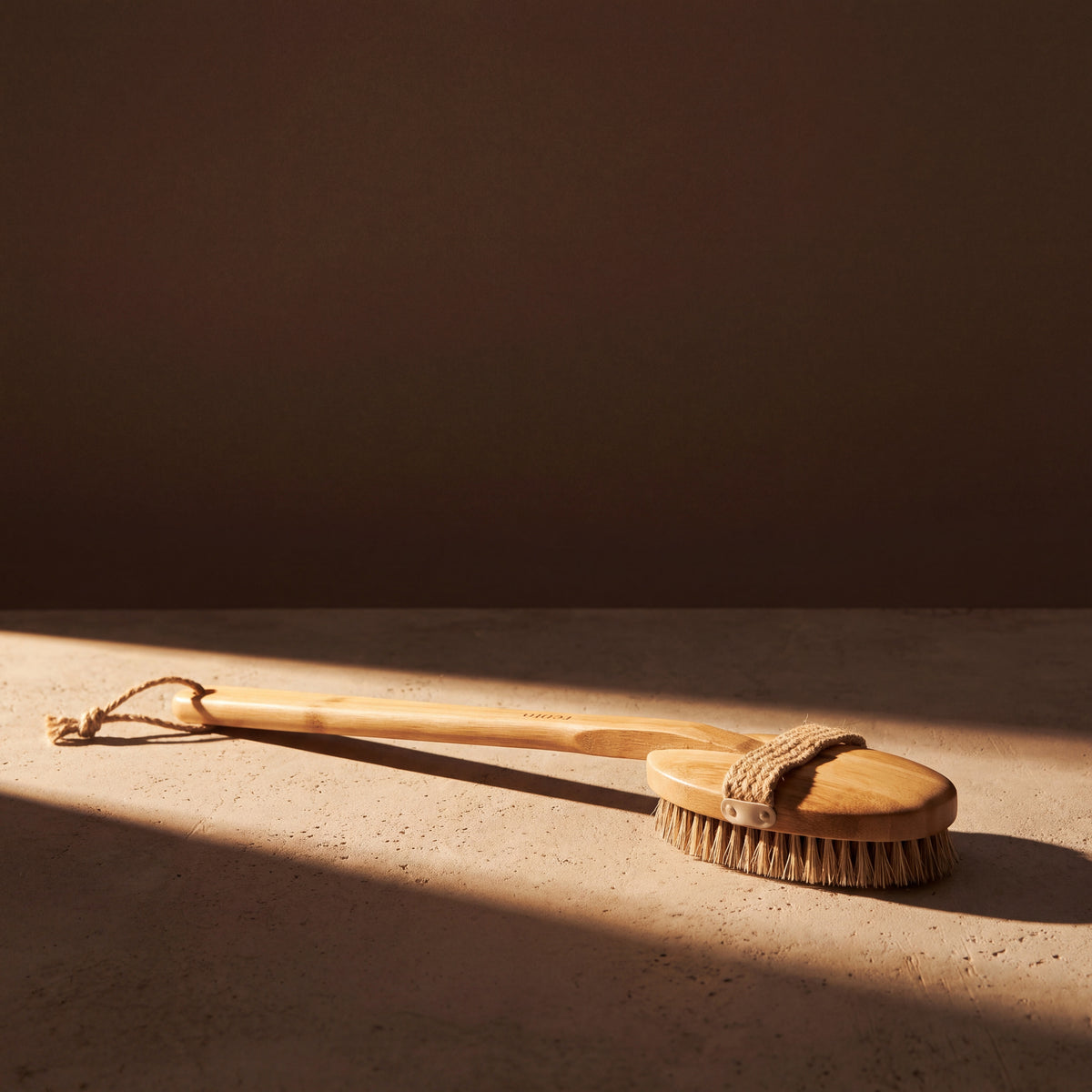 Rento Exfoliating Sauna Bath Brush Bamboo & Natural Hair - lifestyle in sunlight