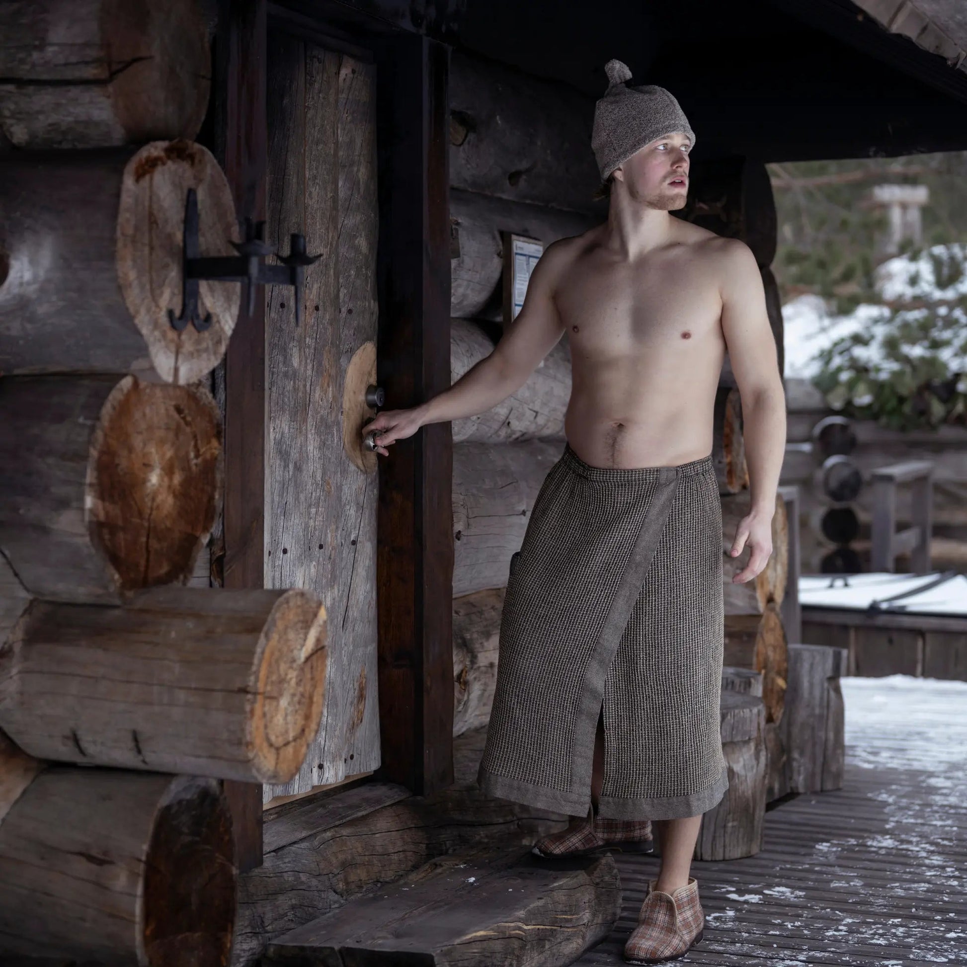 Rento Kenno Waist Towel Brown Sauna Towel | Finnmark Sauna